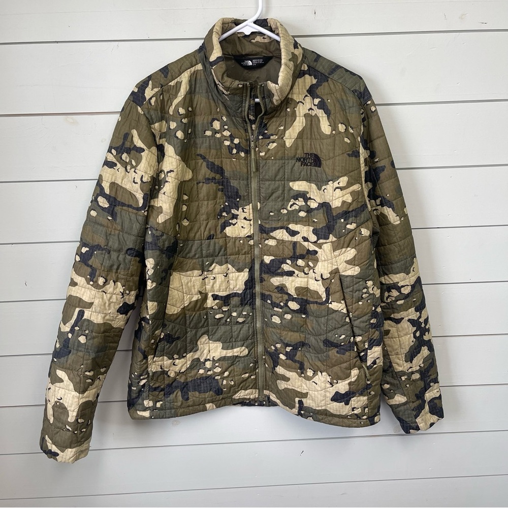 The North Face thermoball trekker full zip‎ jacket camo men’s size large